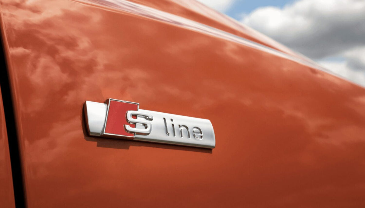 2X ORIGINAL S-LINE FENDER EMBLEM BADGE AUDI A1 A3 A4 B6 B7 A6 A7 Q2 Q3 Q5 Q7 Q8 TT E-TRON 8N0853601A